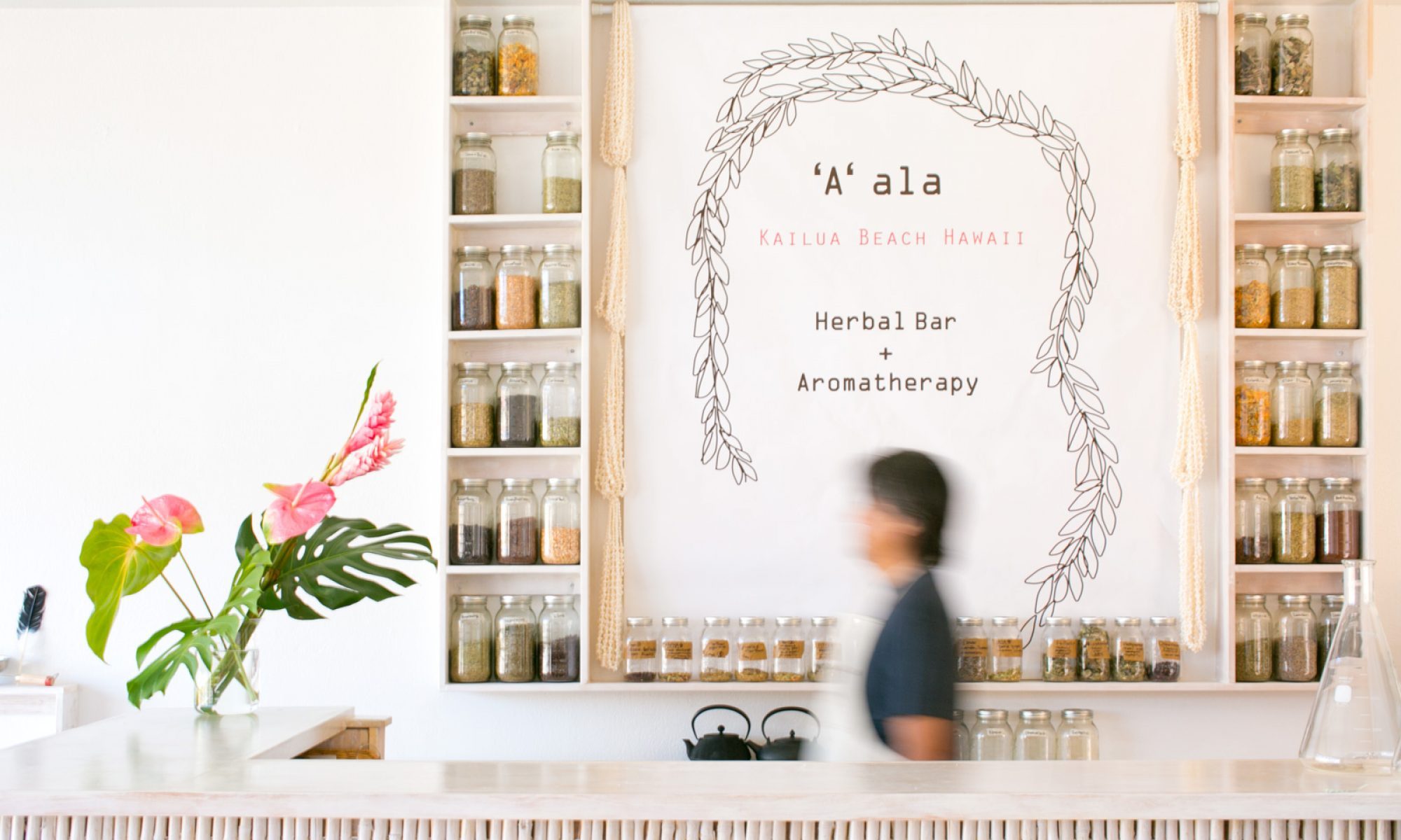 ’A’ ala Herbal Bar + Aromatherapy